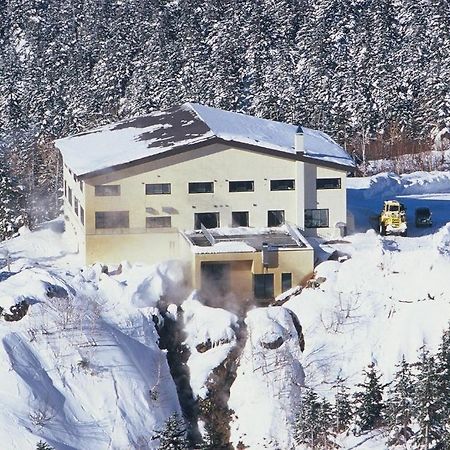 ホテル 凌雲閣 上富良野町 エクステリア 写真